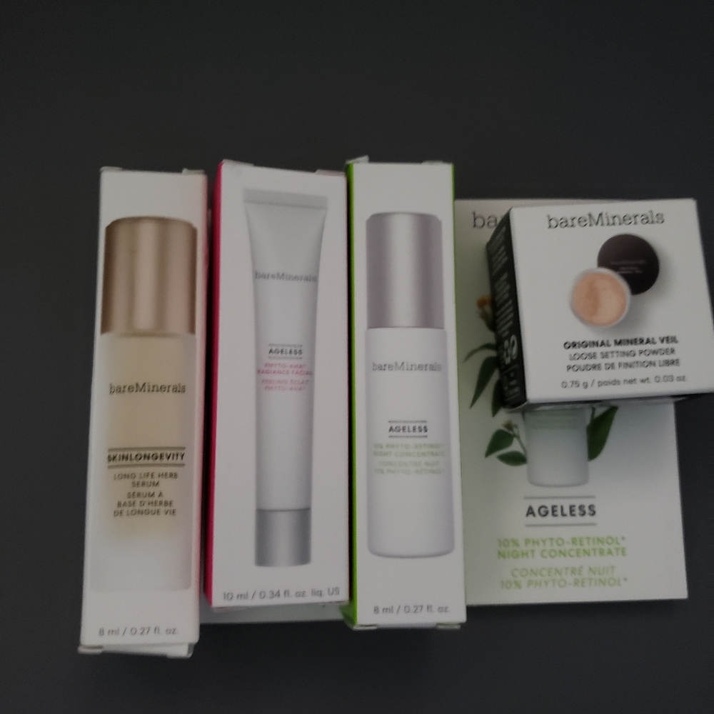 Bare minerals sample